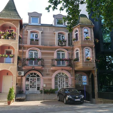 Guest House Villa Lord Novi Sad Exterior photo